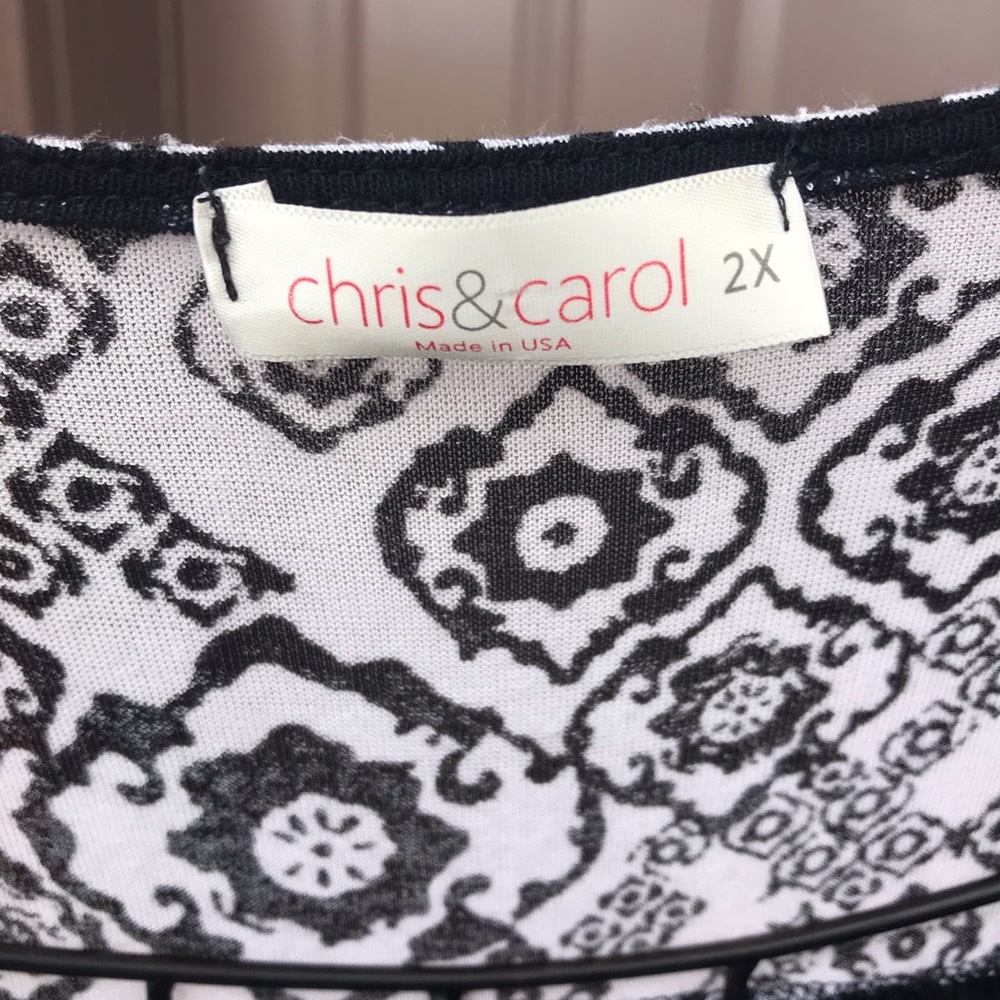 Chris & Carol Woman’s  Pullover Shirt - Picture 5 of 8